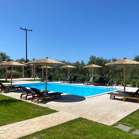 Three Charites Resort Gialova Exterior foto