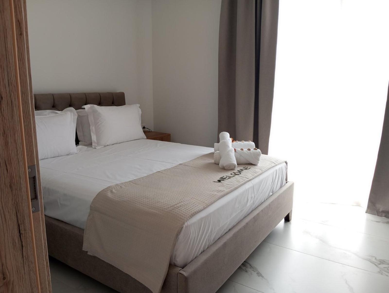 Three Charites Resort Gialova Exterior foto