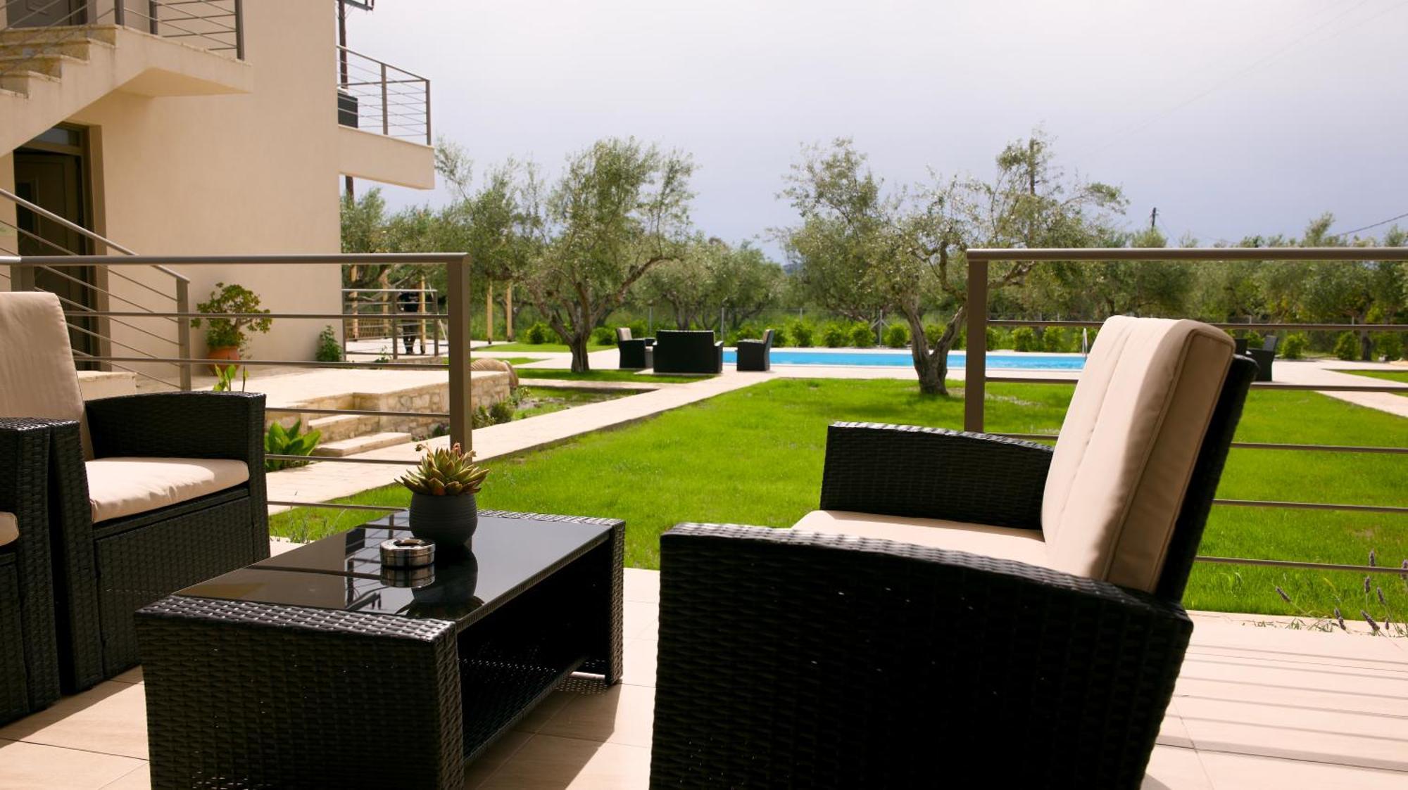 Three Charites Resort Gialova Exterior foto